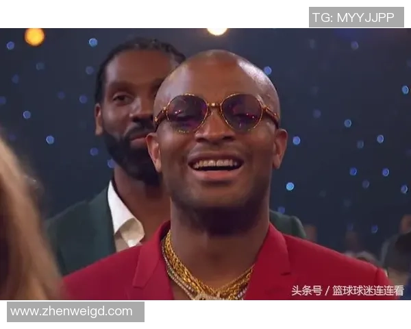 足球巨星乔装老头上演神级球技惊呆全场观众纷纷鼓掌叫好 足球巨星乔装老头上演神级球技惊呆全场观众纷纷鼓掌叫好